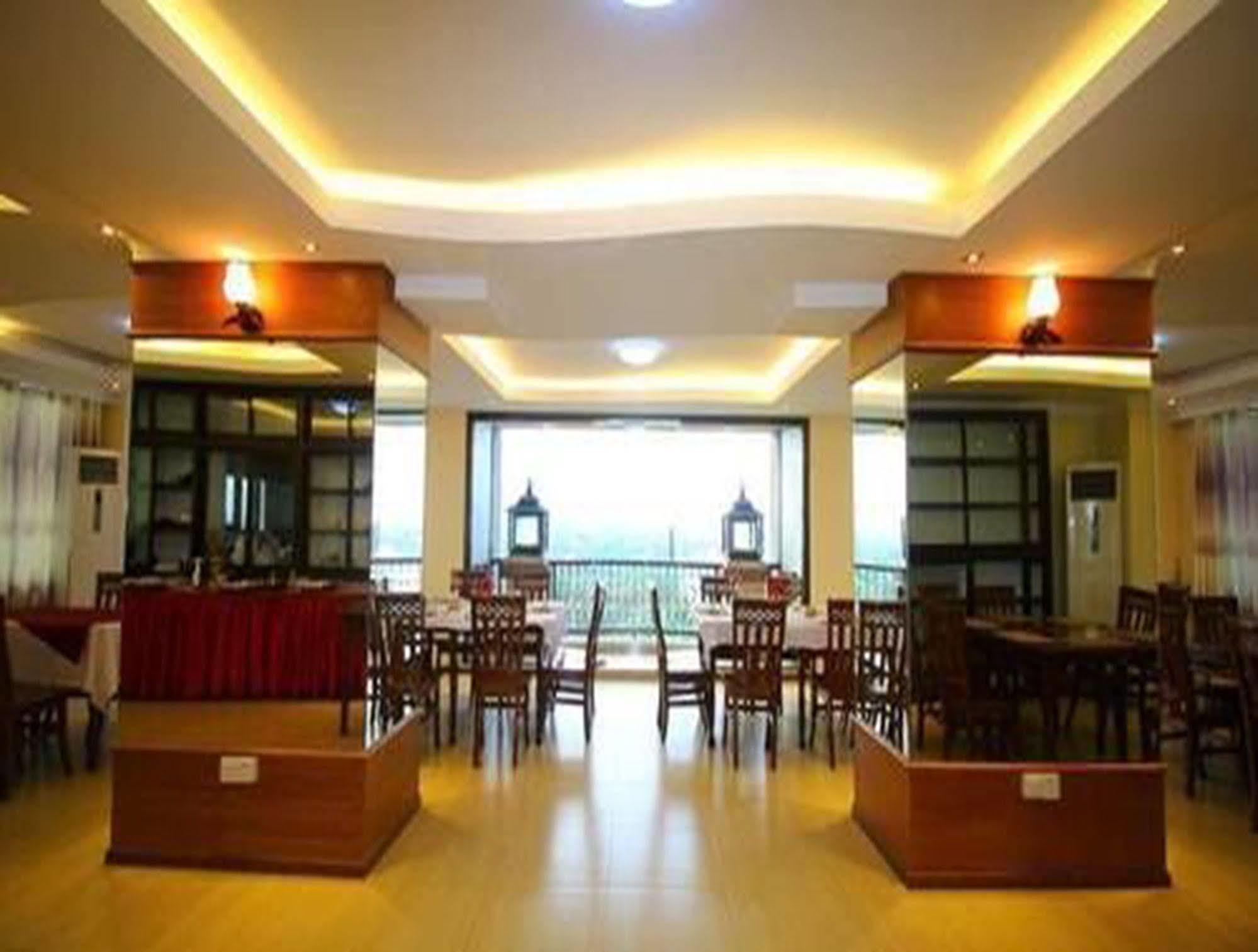Hotel United Mandalay Exteriér fotografie